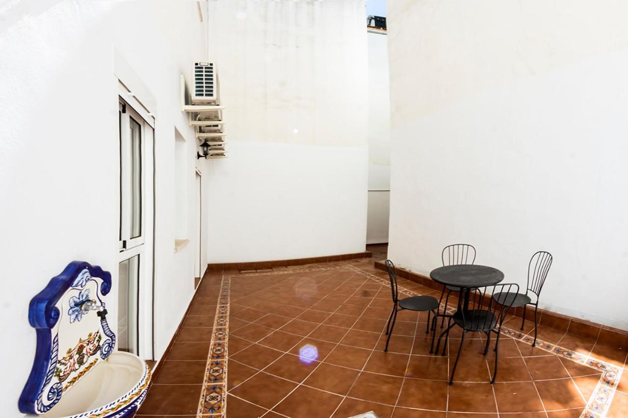 شقة Casa@Encina House Yard In Old Town Vft/Se/00719 إشبيلية المظهر الخارجي الصورة